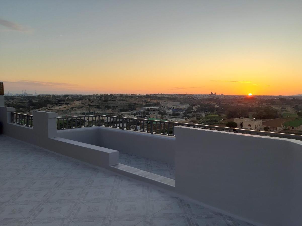 Penthouse 2 Apartment Марсаскала Екстериор снимка
